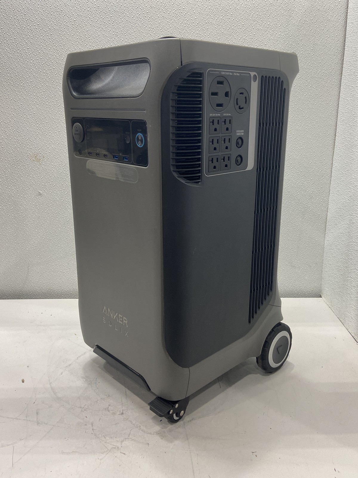 Anker SOLIX F3800 Portable Power Station