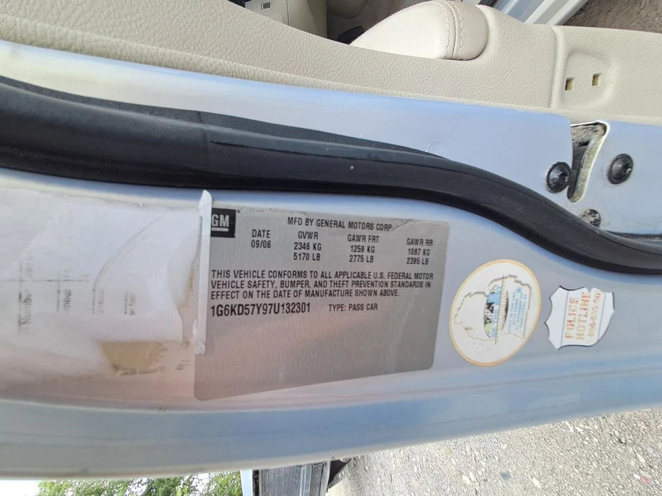 2007 Cadillac DTS Right Rear Window Regulator OEM Used 4DR PW 138K Miles - Image 3 of 4