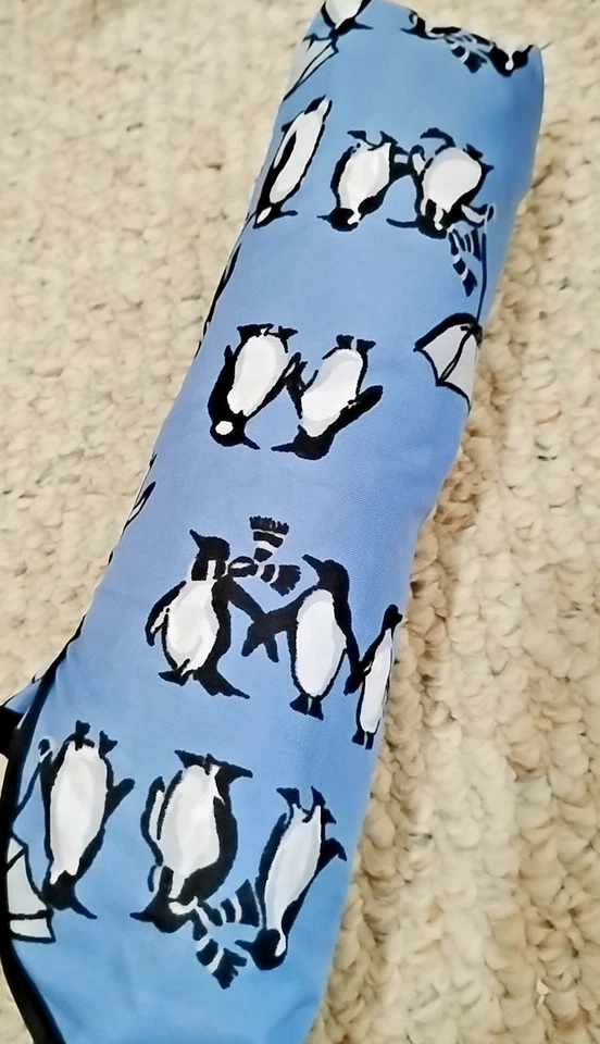Vera Bradley - Umbrella and Cover-"Playful Penguins Blue" Pattern - Image 4 of 4
