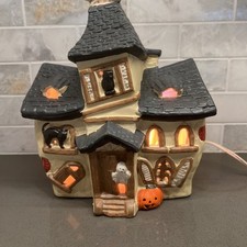 Vintage 1980s Light-Up Haunted House   L&L De...