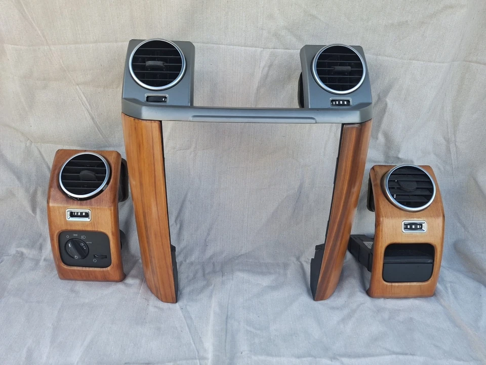 2005/2009 Land Rover LR3 OEM CENTER CONSOLE Dash Wood Trim RADIO BEZEL W/VENTS - Image 2 of 4