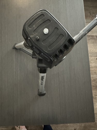 Velbon CX-200 Lightweight Photo and Video Tripod CX 200 Good Condition - Picture 4 of 4