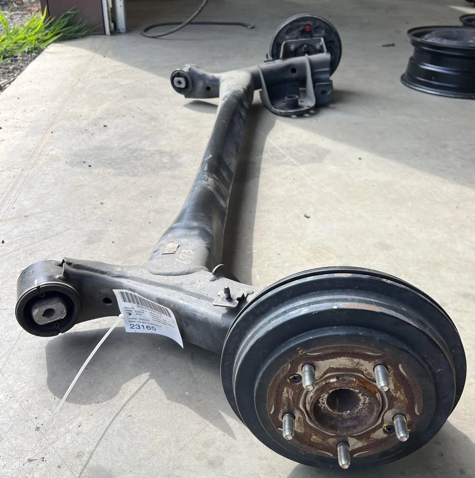 17 - 20 Hyundai Elantra седан задняя балка оси кручения оси в сборе - барабанные тормоза - Изображение 2 из 4