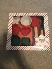 8 Count Baking Set Nib