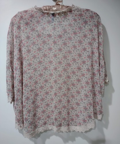 Blusa pulóver manga corta con ribete de encaje transparente estampado floral Free People - Imagen 5 de 6