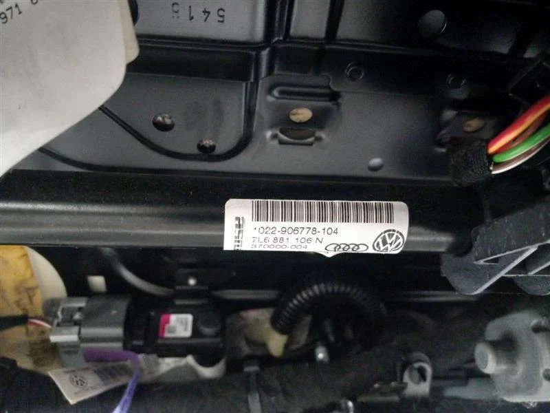 BANCO DE PASSAGEIRO DIANTEIRO COURO serve para Volkswagen Touareg 2004 - 2007 - Imagem 4 de 4