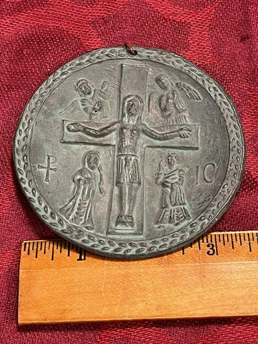 Vintage religiöse Bronze Kreuzigungsmedaille 3,5 Zoll. -- 7298 - Bild 3 von 3