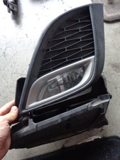 2010 2011 Mazda 3 Driver Side Fog Light W Trim Oem