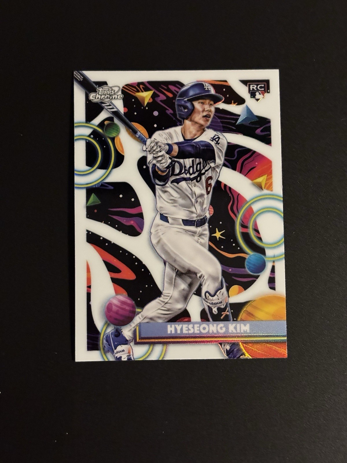 2025 Topps Cosmic Chrome Hyeseong Kim RC White Hole Refractor SP #181 Dodgers 🔥