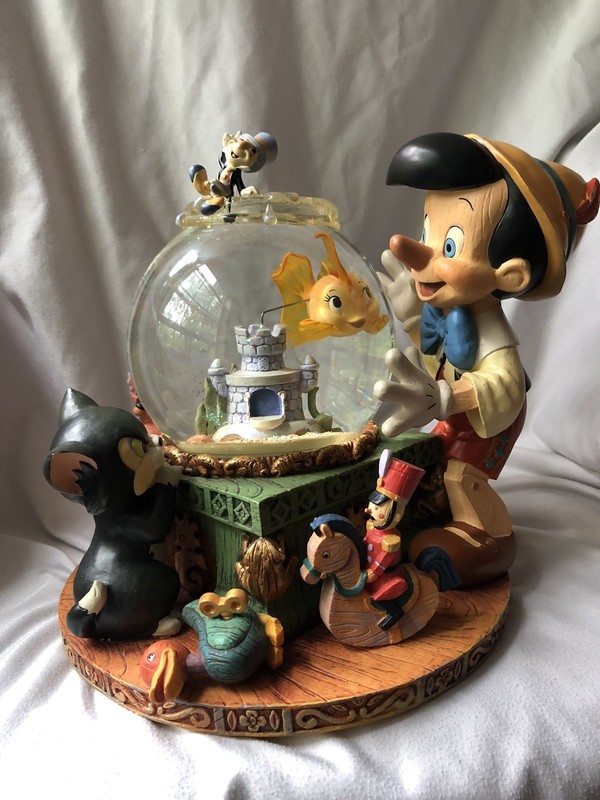 Vintage Rare Disney Pinocchio Toyland Fishbowl Cleo Musical Snow Globe Works