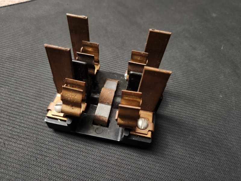 AMERICAN 60 AMP RANGE SWITCH FUSE PANEL PULL OUT HOLDER