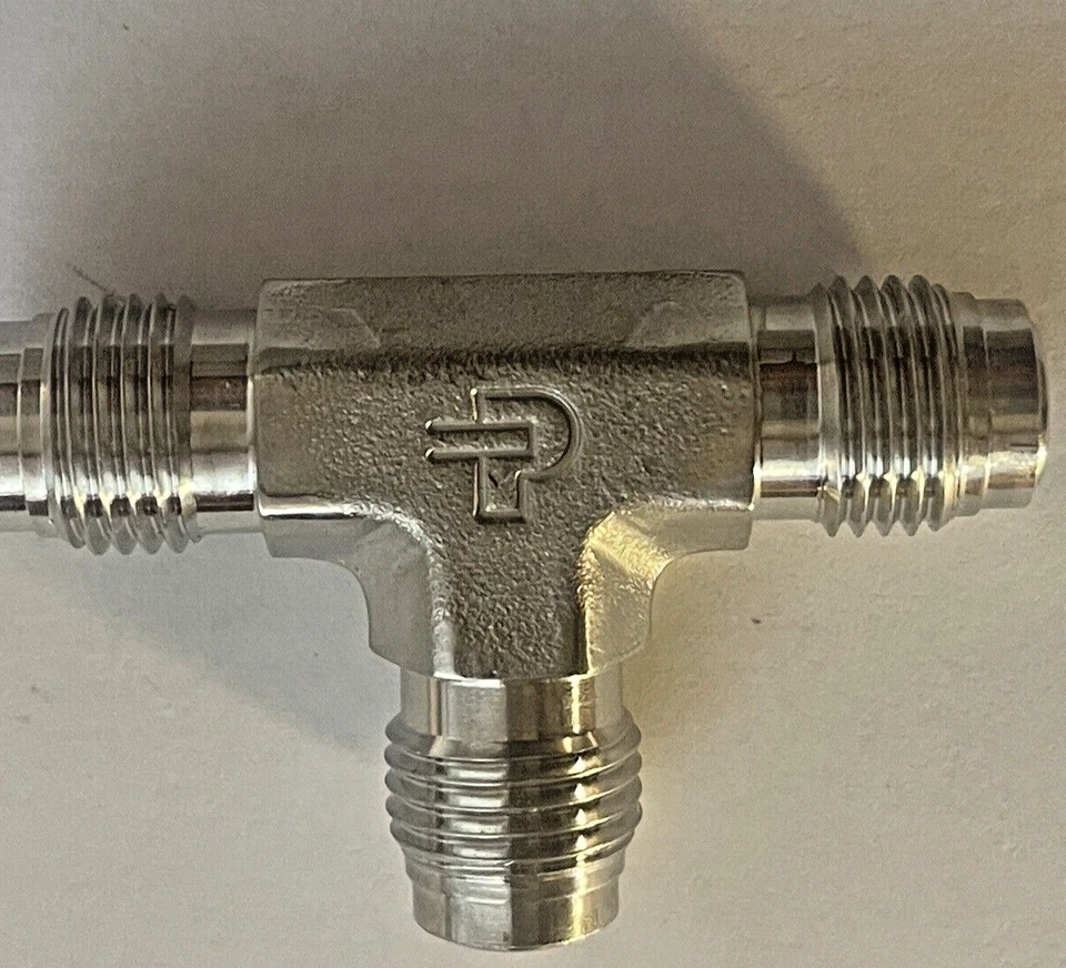 Parker 4-4-4 Mt-Ss 1/4" Mnpt 316 Ss Tee - Image 2 of 4