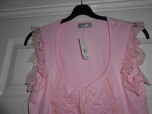 Pink Sleeveless T-shirt with Lace Trimming, Sweetheart Neckline, Size 10 - Picture 2 of 7