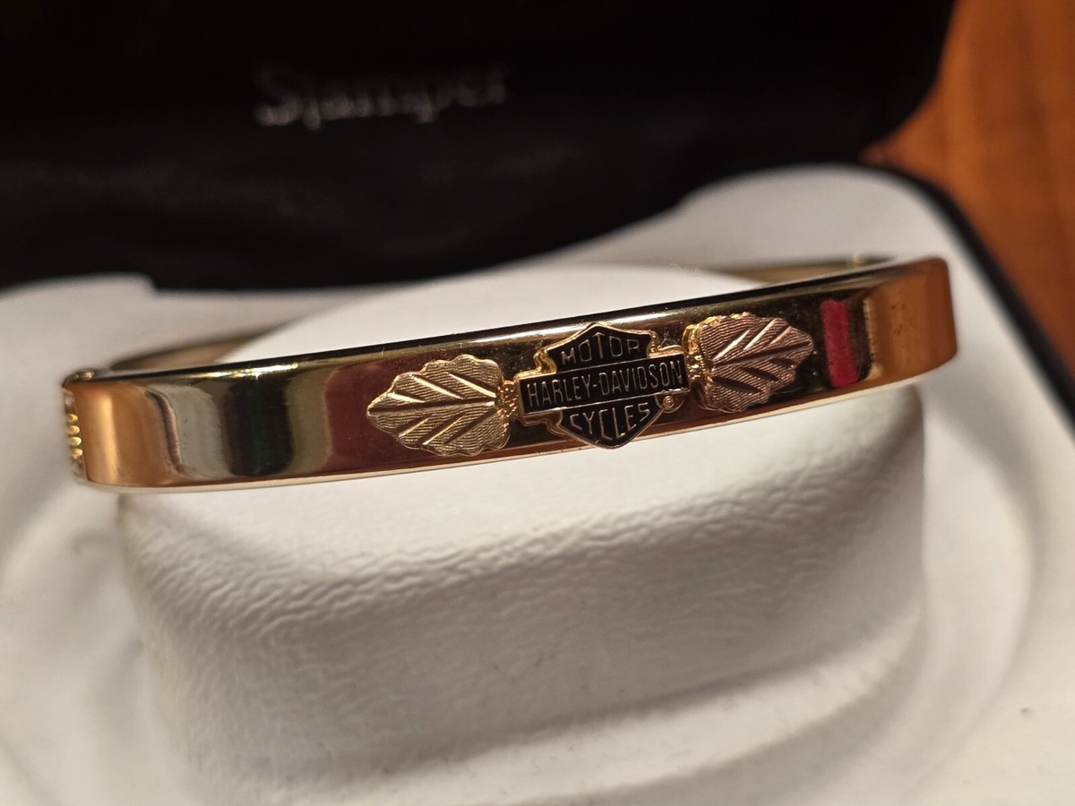 Harley Davidson - Black Hills Gold Shield Spring Bangle Bracelet