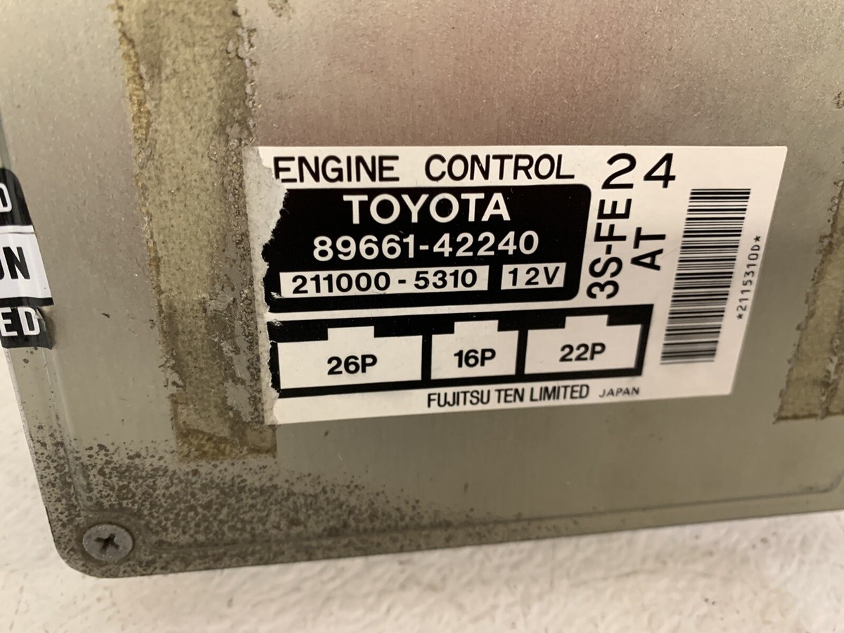 jp1997-00　PC 1996-1997 Toyota RAV4 2WD AT ecu ecm engine computer 89661-42240