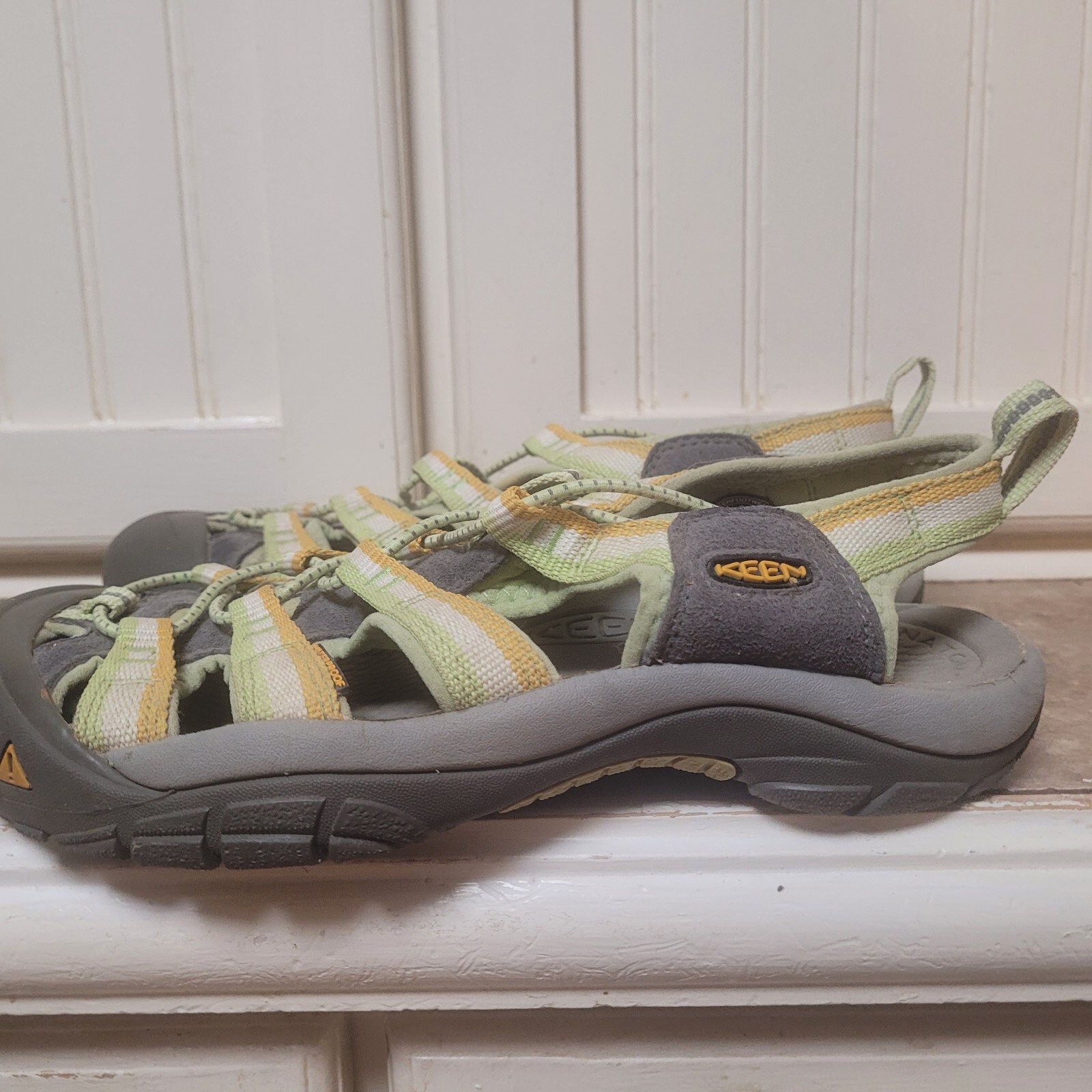 Sandali Keen donna taglia 8 grigi trail escursionismo impermeabili sport outdoor