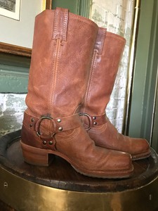 frye womens square toe boots