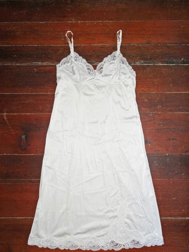 Combiné Body Gainant Dentelle Vintage Années 80 - Taille FR95 (bonnet C), Occasion Très Bon état