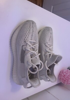 Size 7 - adidas Yeezy Boost 350 V2 Bone