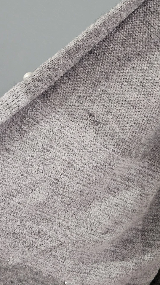 Suéter cárdigan Alberto Makali para mujer pequeño gris con perlas manga larga abierto Foto 4 de 4