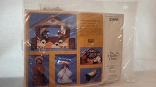 The Creative Circle Away In A Manager #2606 3D Nativity Scene Needlepoint New