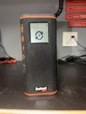 Bushnell Wingman Golf Dźwiękowy głośnik GPS z pilotem zgryzienia