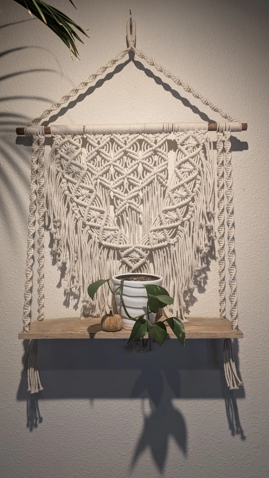 Estante colgante de pared Macrame 32 pulgadas x 20 pulgadas x 5,5 pulgadas Foto 3 de 3