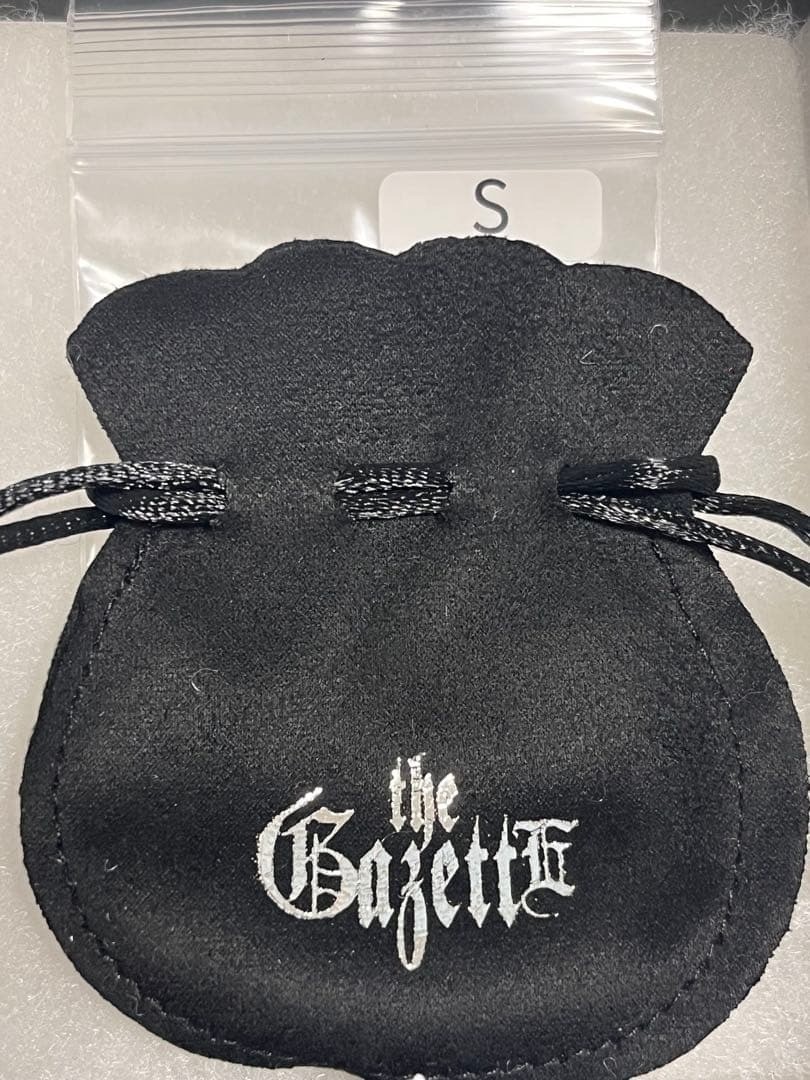 The Gazette INVIOLABLE VOW Bracelet, Tank tops, Hoodies, T-shirt The Gazette INVIOLABLE VOW Bracelet, Tank tops, Hoodies, T-shirt