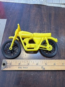 GAY TOYS Vintage Plastic Mold Yellow Motorcycle Black Wheels Plastic   B140