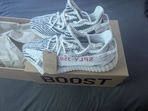 Adidas Yeezy Boost 350 V2 Size 8.5 Zebra CP9654