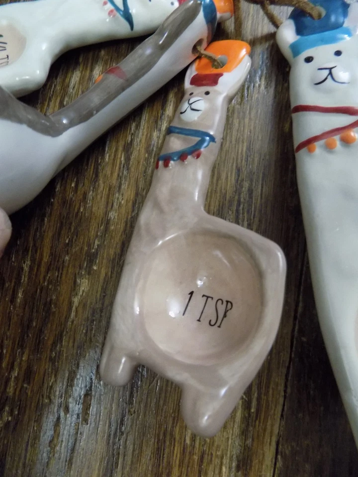 ADORABLE Llama Shaped Painted Ceramic Measuring Spoons Unique Gift 4 pc set New - Image 3 of 4