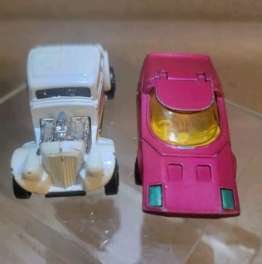 2 caixas de fósforos vintage fundido 1973 nº 39 Clipper e 1982 Willy's Street Rod - Imagem 2 de 4