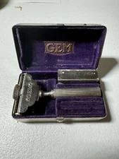 Vintage GEM Micromatic Single Edge Safety Razor Set in Metal Case 1950s