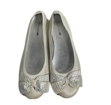 AMERICAN EAGLE Girls' Sz 4.5 BALLET FLATS silver glitter w/ bow EUC