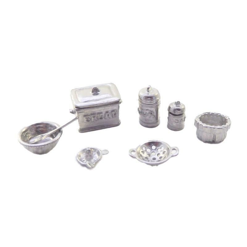 Dolls House Pewter Kitchen Accessory Set & Bread Bin 1:24 Half Scale Miniature