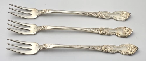 (3) Wallace LA REINE Sterling Silver 5 3/4" Cocktail Forks - NO MONO 64g