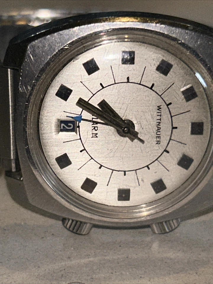 Reloj despertador Wittnauer vintage años 60 hecho en Suiza esfera plateada 2 coronas funciona Foto 4 de 4