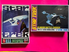 PAIR OF STAR TREK TOS SHIPS-ENTERPRISE &KLINGON BATTLE CRUISER MODEL KITS NEW!!