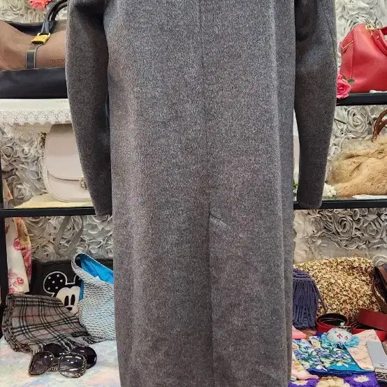 Uniqlo Long Coat, Size 55-66, New, Stylish & Light