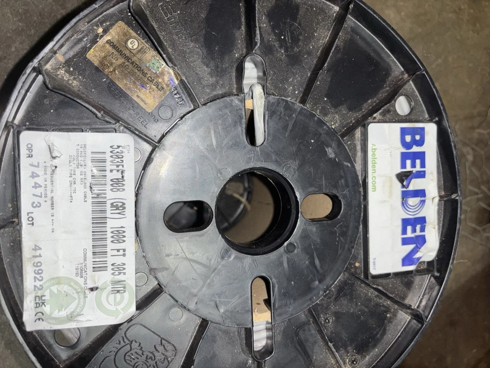 Beldon 5303FE 008 (Gry) 1000 футов катушка коммуникационный провод - Изображение 2 из 4