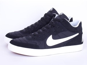 nike nsw tiempo trainer