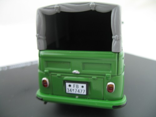 Schuco Model Tractor 02594: VW Fendt Canvas Wagon T1 with Fendt Tractor, MIB - Picture 9 of 24