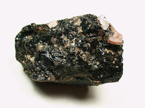 MINERALS : BLACK NEOTOCITE WITH SOME RHODOCHROSITE XTLS, UCHUCCHACUA ...