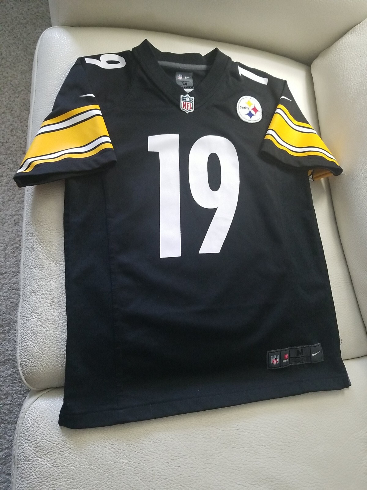 Picture 1 of 12