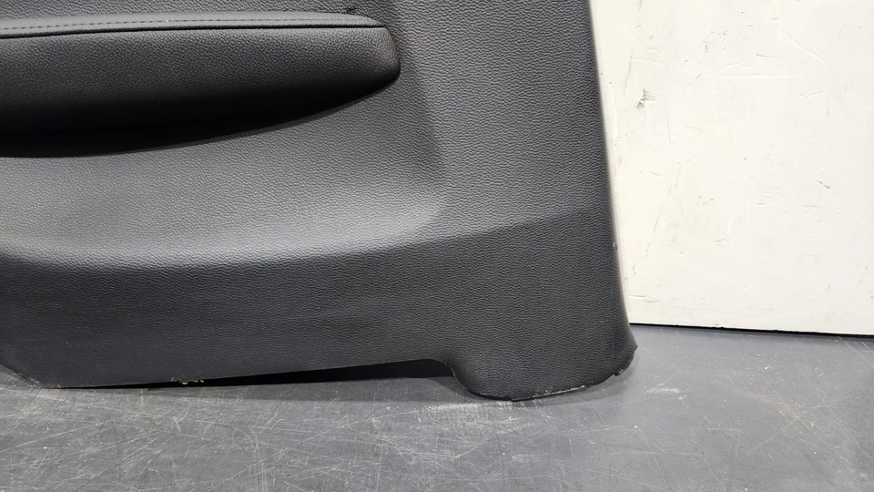 ✅ 08-13 OEM BMW E82 cupé conductor trasero puerta izquierda panel de tarjetas cuero Boston negro Foto 3 de 4