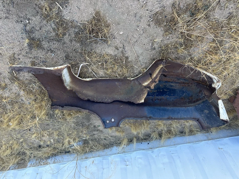 Guardabarros trasero derecho mercedes-benz 190sl w 121 1955-1963 Foto 3 de 4