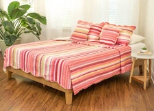 DaDa Bedding Multi-Red Pink Boho Summer Stripes Scalloped Lightweight Coverlet