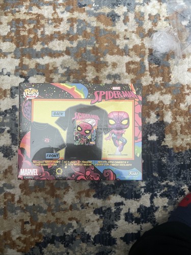 Funko Pop Spider-Man Black Light Pop Tee Combo (Size L) Target Exclusive SEALED - 第 2/2 張圖片