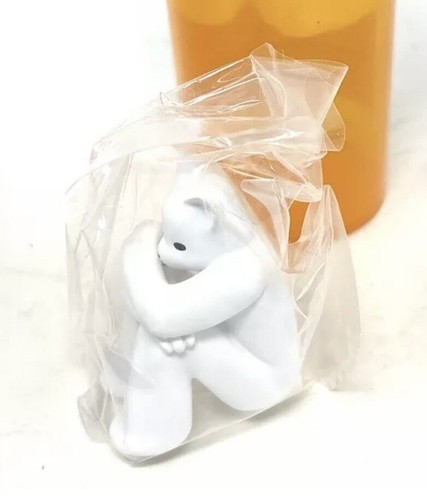 Luke Chueh: El Prisionero Edición Vicodin Rey Munky 1.5" Resina Arte Figura Oso RARO - Imagen 7 de 7