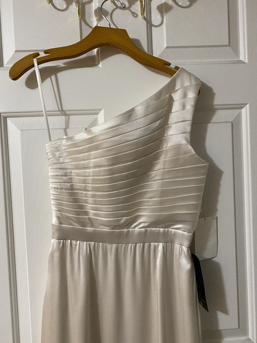 Bebe One Shoulder Dress / Gown Silk Ivory - Size 6 - Picture 5 of 12
